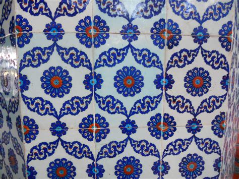 Istanbul In Colours Iznik Tiles At The Rustem Pasha Mosq Flickr