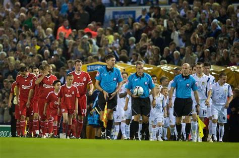 Maçta liverpool'a yönelik protesto vardı. Last time vs. Leeds United: David Ngog scores to avoid Cup upset - Liverpool FC - This Is Anfield