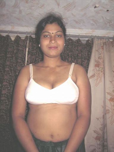South Indian Aunty Sexy Pic All Mp3 Songs
