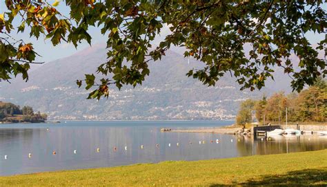 Autumn Lago Di Como Italy