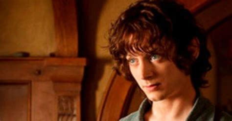 New Hobbit An Unexpected Journey Pics Elijah Wood Returns As Frodo