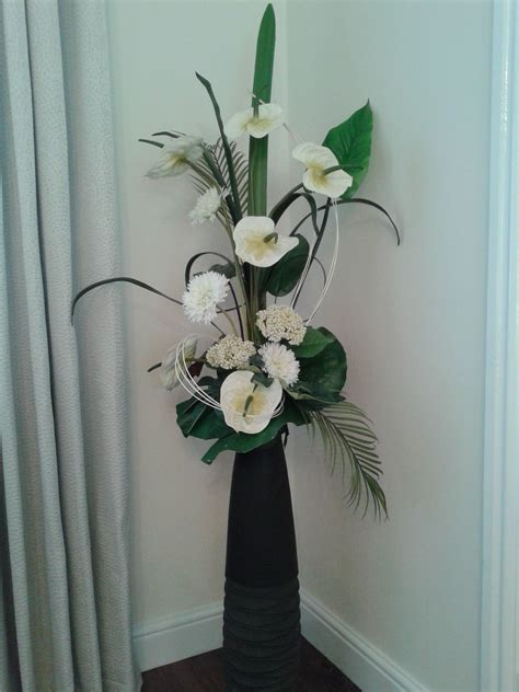 Tall Form Linear Room Design Modern Flower Arrangements Tall Flower Arrangements Flower