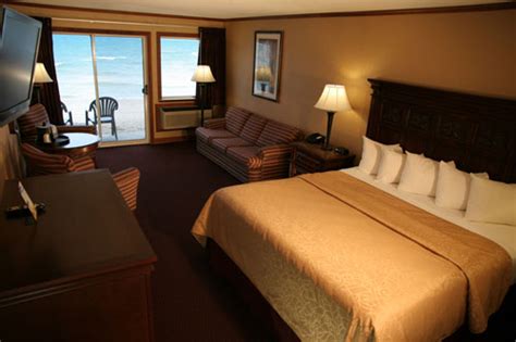 Mackinaw City Hotels Hamilton Inn Select Beachfront Of Mackinaw City