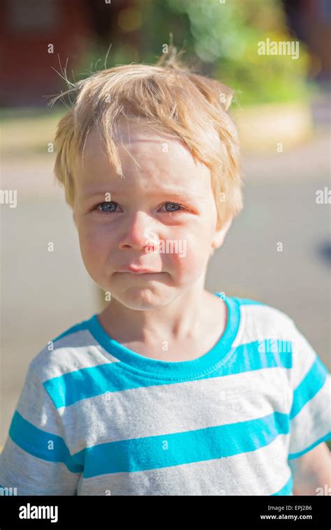 Sad Little Boy Hi Res Stock Photography And Images Alamy