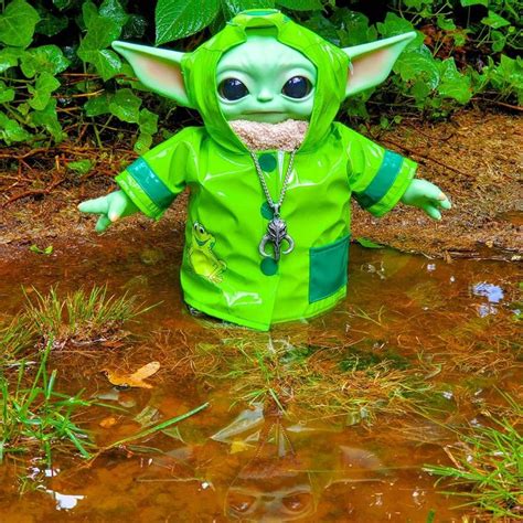 Ashley Ford On Instagram I Let Baby Yoda Play In The