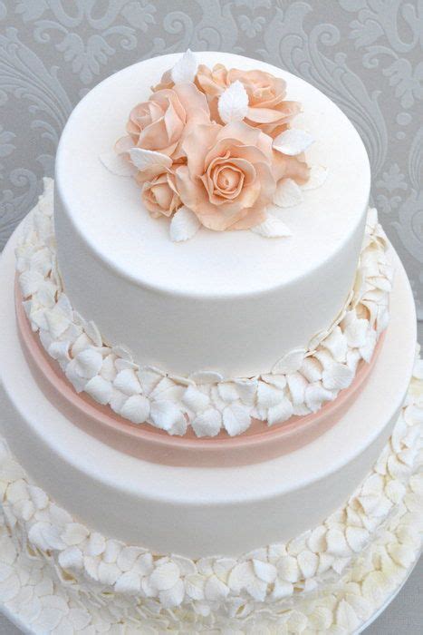 Peach And Cream Wedding Cake Wedding Cake Peach Dream Wedding Cake