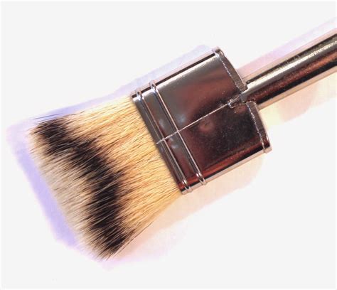 Badger hair brushes are most often used for blending oil based paints. Dynasty Blog: Paint Brush Highlights: Badger Flowing