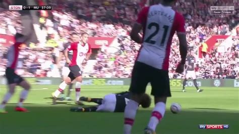 El cotejo de la fecha 22 de inglaterra se juega hoy a las 14:00 horas tiempo de. Manchester United vs Southampton 1-0 - All Goals ...