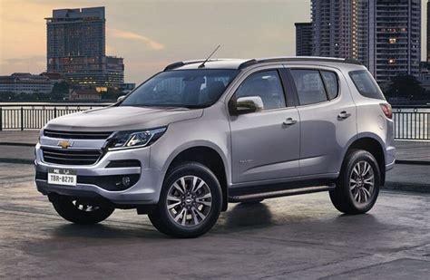 Chevrolet Trailblazer 2017 Facelifted With New Engine Launched In Uae