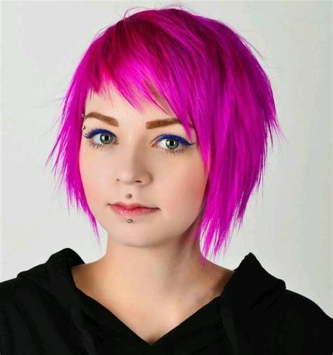 30 Deeply Emotional And Creative Emo Hairstyles For Girls Artofit