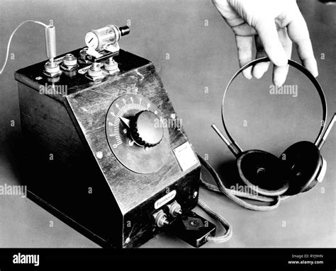 Broadcast Radio Crystal Radio Receiver Of Telefunken 1920s