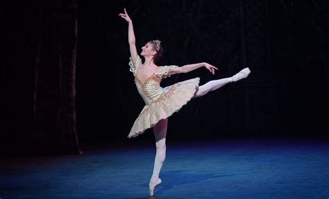 Alina Cojocaru In English National Ballets Nutcracker Dance