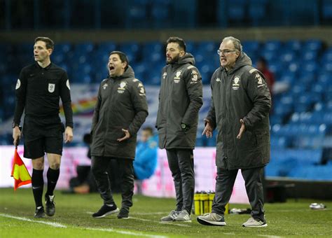 Tottenham vs leeds united the match will be played on 01 january 2020 starting at around 13:30 cet / 12:30 uk time. 7am deadline-day news: Bielsa's outgoings stance, ex-Tottenham player second-guesses Levy's plan ...