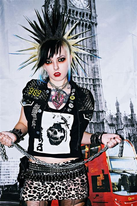 Christina Chaos Punk Girl Fashion Punk Outfits Punk Rock Girls
