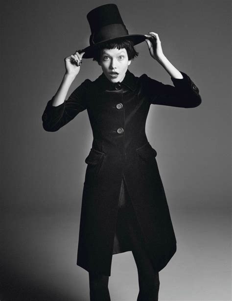 Duchess Dior Affranchie Karlie Kloss By David Sims For Vogue Paris