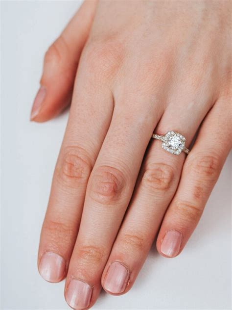 Chic Vintage Engagement And Wedding Rings Curated By Chic Vintage Brides