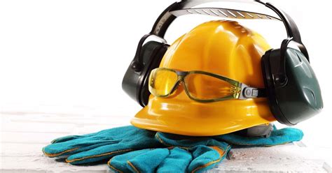 Sei un imbianchino o un decoratore e hai bisogno di una tuta monouso? Sicurezza sul lavoro: definizione, legge e normativa