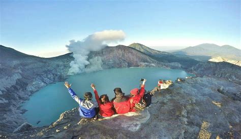 Tiket masuk dan harga menu mendaki kopi cafe gunung salak terbaru . Harga Tiket Masuk Kawah Ijen Banyuwangi 2020 | HTM