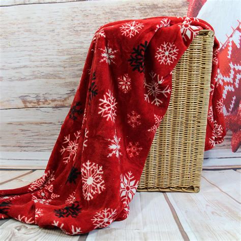 Christmas Fleece Throw Blankets Snowflake Nordic Cosy Warm Sofa Bed Red