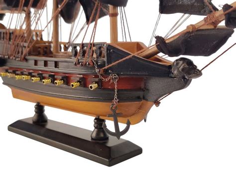 Wholesale Wooden Captain Kidds Black Falcon Black Sails Limited Model