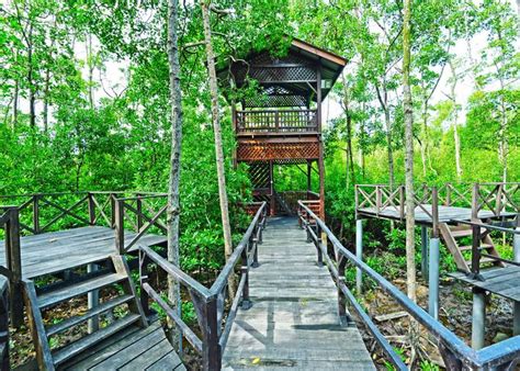 Taman negara johor tanjung piai. Tanjung Piai, Johor Destinasi 'Paling Hujung Di Asia' - LIBUR