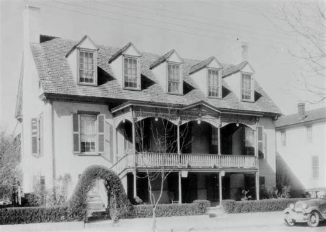 Old Isle Of Wight County Courthouse Sah Archipedia