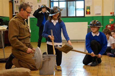 The Winns Primary School World War 2 Workshop