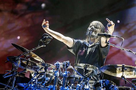 Maybe you would like to learn more about one of these? Baterista de SLIPKNOT le pide matrimonio a su novia en el ...