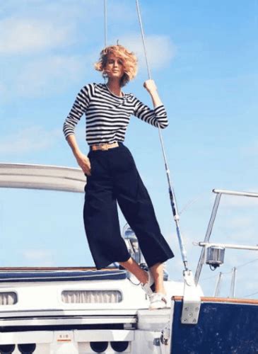 26 Best Boating Outfit Ideas For Girls What To Wear On A Boat