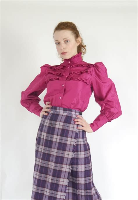vintage 70s pink ruffle shirt blouse emz gemz in 2020 ruffle shirts blouses ruffle shirt