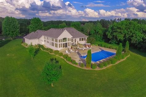 Experience shopping, dining, festivals, bike trails and unique lodging in stillwater minnesota. Stillwater, MN Luxury Home SOLD! • Durham Executive Group