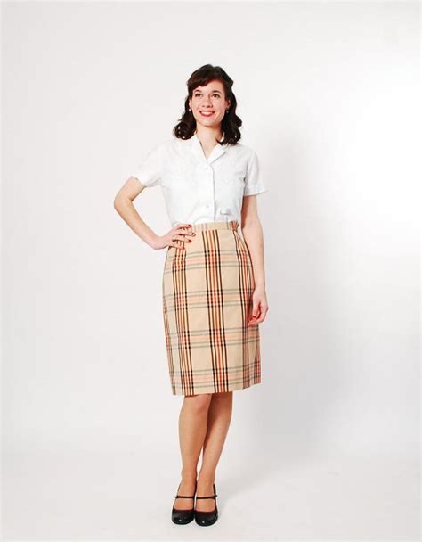 Sale Vintage 1960s Skirt 60s Pencil Skirt Preppy Plaid Pencil