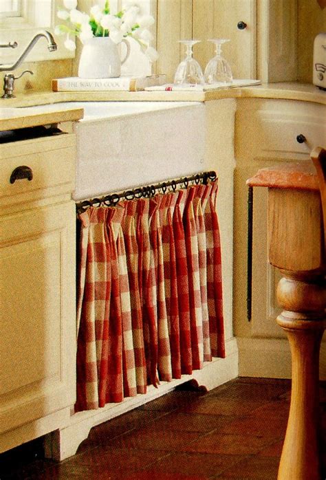 This guide will help you decide on the perfect curtains that will look great with your windows. Rooney Robison Antiques...Our Style File! | Farmhouse ...
