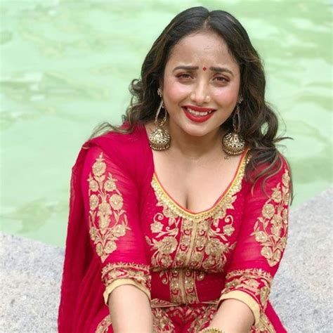 Rani Chatterjee ने स्विमिंग पूल किनारे नई नवेली दुल्हन की तरह कराया फोटोशूट फैंस बोले आप शादी