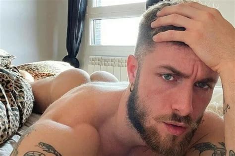 Shirtless Male Beefcake Muscular Nude Bed Bearded Hunk Hot Man Photo