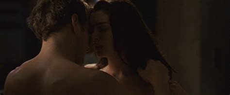 Nude Video Celebs Anne Hathaway Sexy Passengers 2008