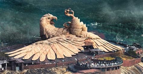 Jatayu Sculpture A Perfect Blend Of Myth Mans Ingenuity And Nature