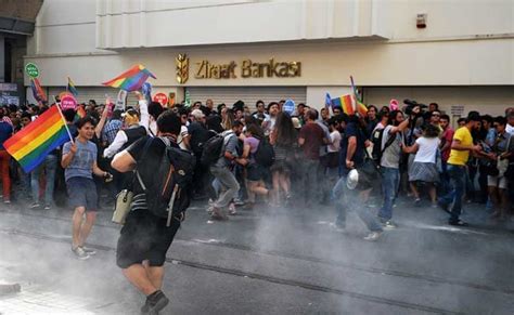 Istanbul Police Use Teargas To Break Up Gay Pride Parade