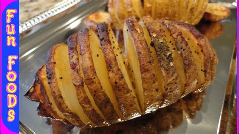 Global post recommends setting the oven to 425 degrees fahrenheit. How to make Sliced Baked Potatoes - YouTube