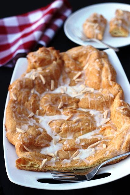 Norway's culinary traditions have been shaped by land and sea, arguably more so than its neighbors to the east and south. Oslo Kringle | Recipe | Dessert recipes, Norwegian cuisine, Nordic recipe