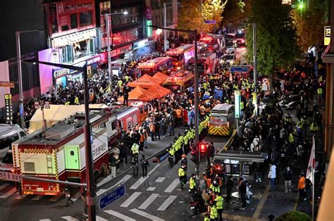 At Least 151 Dead Dozens Injured In Halloween Stampede South Korea