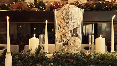 18 Gorgeous Christmas Wedding Decoration Ideas