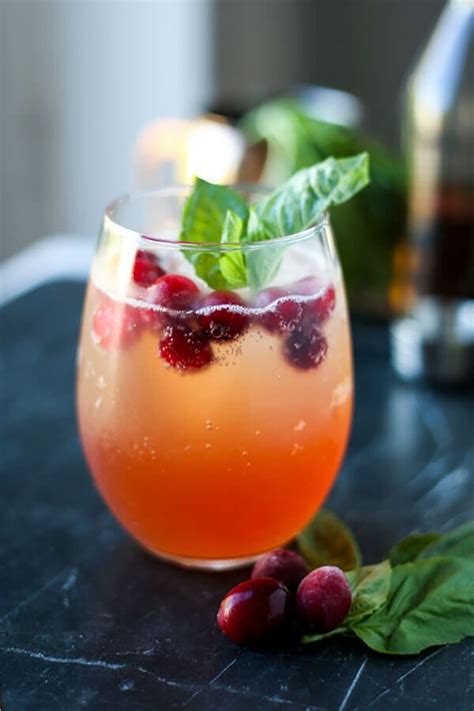 This white christmas bourbon smash cocktail recipe is the perfect holiday drink! Christmas Kentucky Buck | Recipe | Christmas cocktails ...