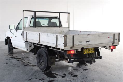 2004 Toyota Hilux Manual Cab Chassis Auction 0001 3469676 Grays