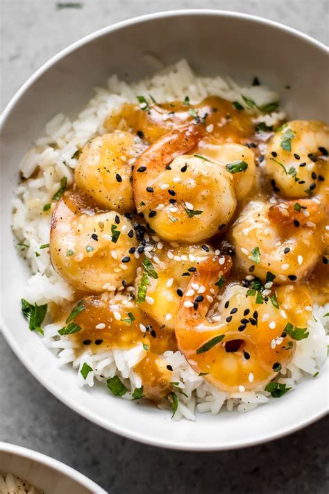 Lots of easy family dinner ideas! Make these easy honey ginger shrimp for dinner tonight ...