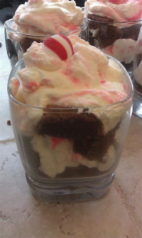 Paula deen s creme de menthe brownies recipe. Something New is Cooking: Peppermint Brownie Parfaits