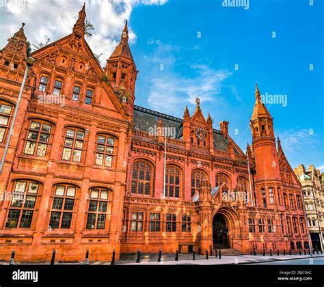 The Victoria Law Courts In Birmingham England Stock Photo Alamy