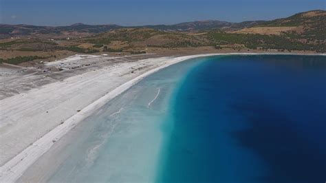Nasa, nasa earth isimli twitter hesabından burdur'da bulunan ve 'türkiye'nin maldivleri' olarak bilinen salda gölü'nün uzaydan görüntüsünü paylaştı. NASA'dan 'Salda Gölü' paylaşımı: Mars'a dair fikir verecek ...