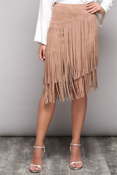 Fringe Skirt In 2020 Suede Fringe Skirt Fringe Skirt Outfit Fringe Skirt