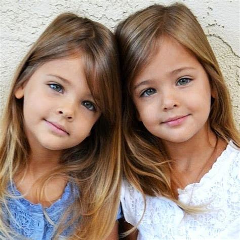 Ces Sœurs Jumelles Ont été Surnommé Les Plus Belles Jumelles Au Monde Magazine Du Net
